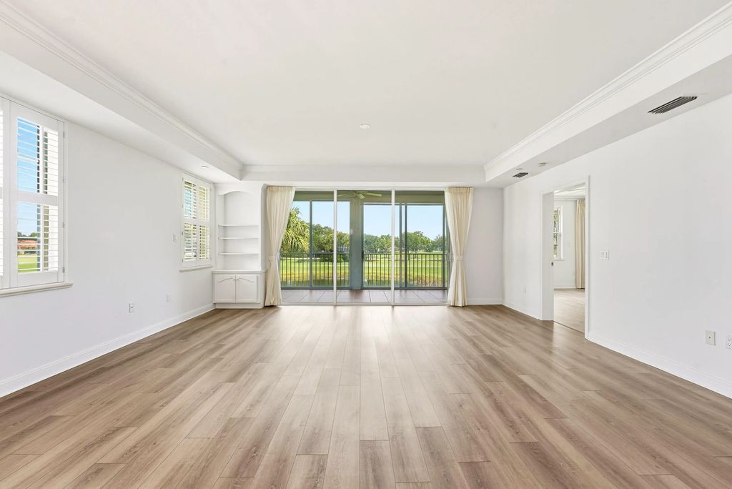 4775 S Harbor Drive #201, Vero Beach