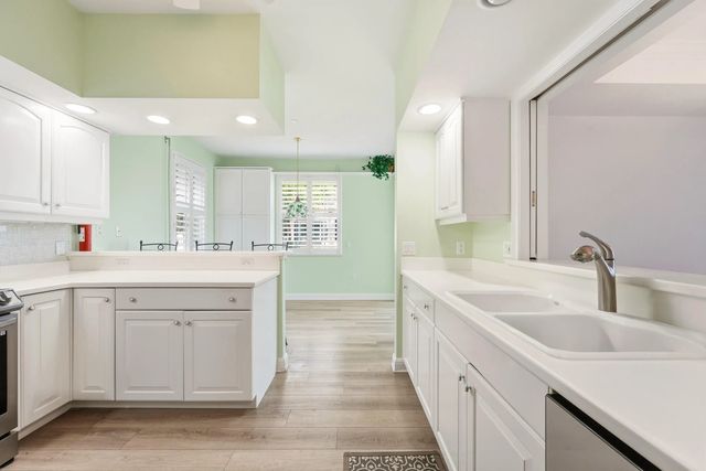 4 of 50 - 4775 S Harbor Drive #201, Vero Beach, FL