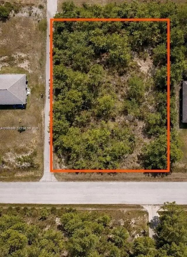 2910 Elaine Avenue N, Lehigh Acres