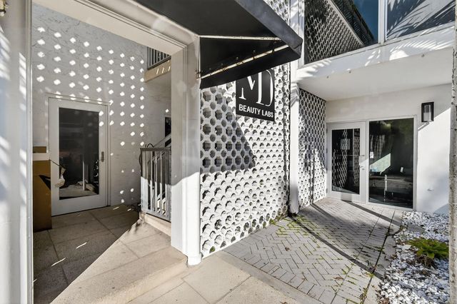 3 of 15 - 249 Peruvian Avenue #1811, Palm Beach, FL