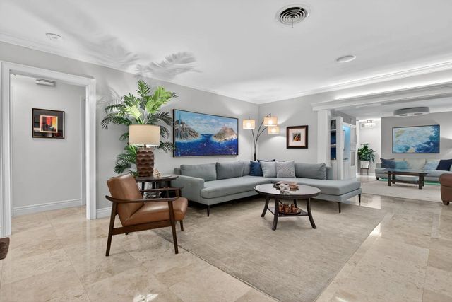 5 of 64 - 2812 Nw 12th Avenue, Wilton Manors, FL
