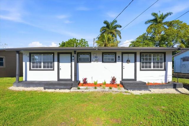 3 of 32 - 270 Sw 10th Avenue, South Bay, FL