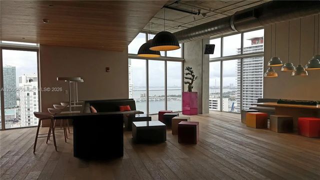3 of 13 - 151 Se 1st Street #1609, Miami, FL