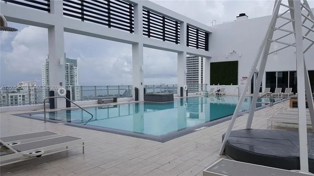 4 of 13 - 151 Se 1st Street #1609, Miami, FL