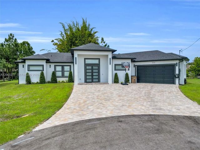3510 W 9th Court, Lehigh Acres