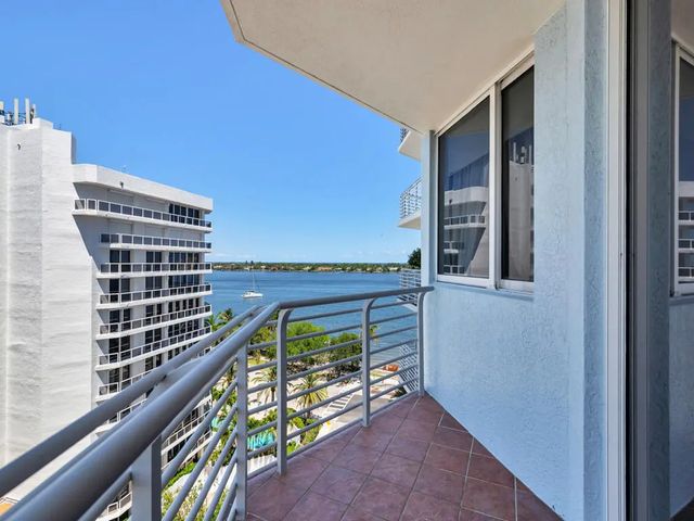 2 of 28 - 1551 N Flagler Drive #903, West Palm Beach, FL