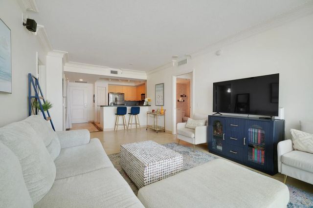 4 of 36 - 350 Se 2nd Street #860, Fort Lauderdale, FL