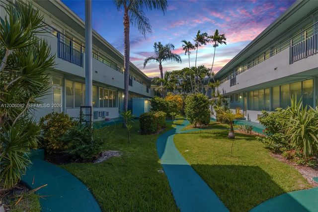 1060 98 Street, Bay Harbor Islands