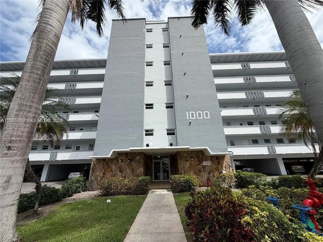 1000 Ne 14th Avenue #210, Hallandale Beach