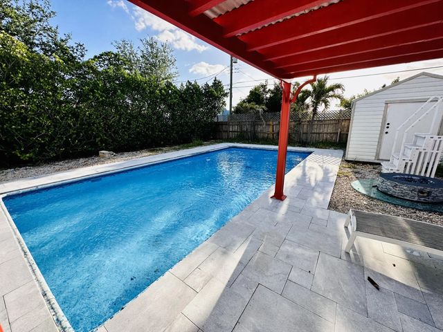 5 of 41 - 1118 N E Street, Lake Worth Beach, FL