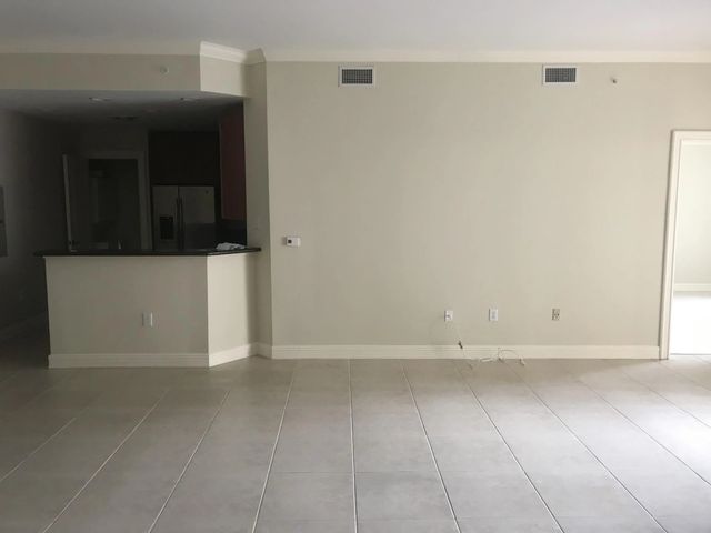 4 of 14 - 16102 Emerald Estates Drive #212, Weston, FL
