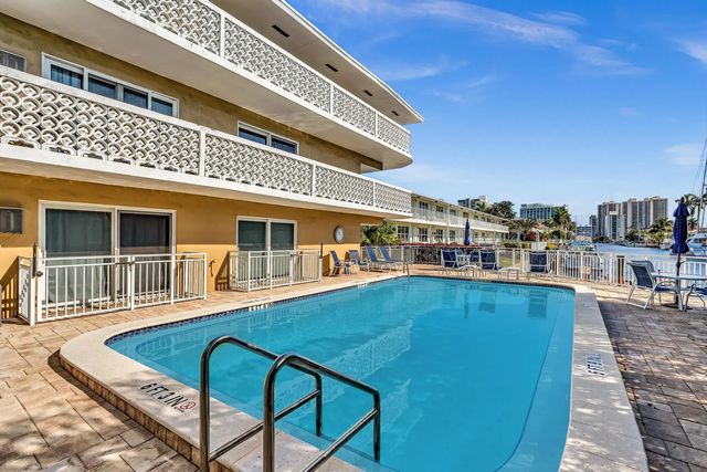 2 of 23 - 3220 Bayview Drive #211, Fort Lauderdale, FL
