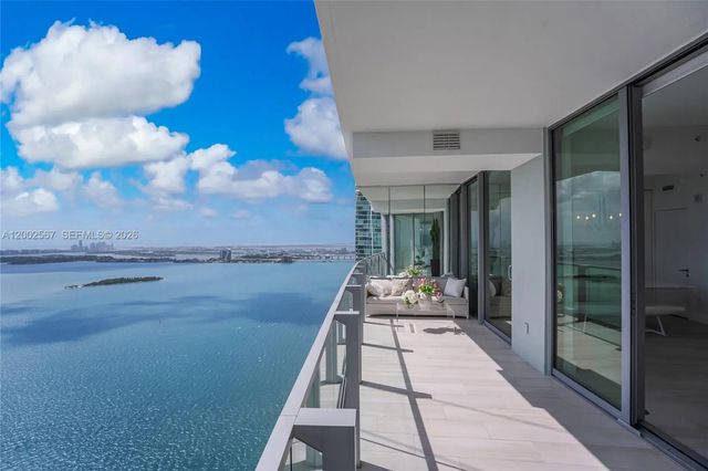 5 of 44 - 2900 Ne 7th Avenue #4003, Miami, FL