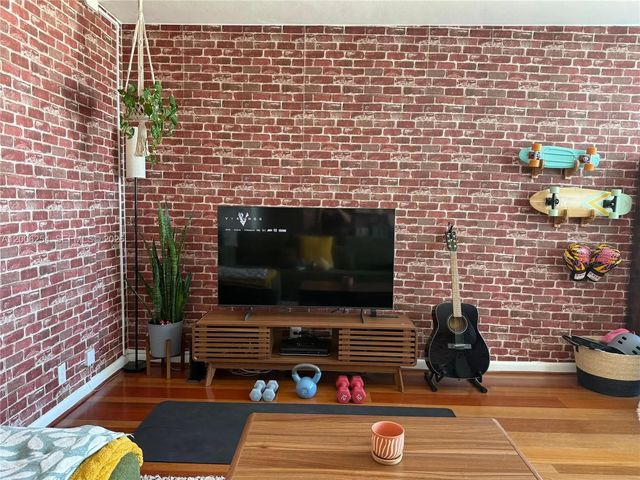 1000 West Avenue #1105, Miami Beach