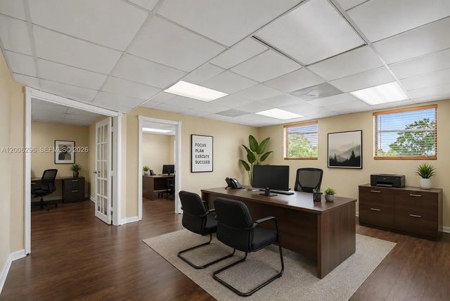 3735 Sw 8th Street, Coral Gables