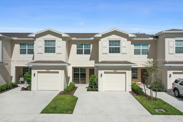 2 of 19 - 2231 Nw Treviso Circle, Port St. Lucie, FL