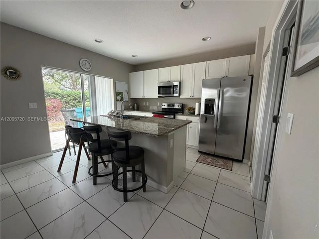 4 of 19 - 2231 Nw Treviso Circle, Port St. Lucie, FL