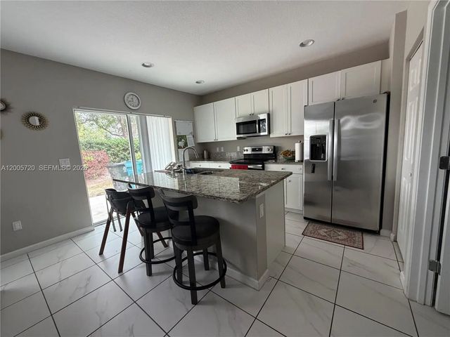 5 of 19 - 2231 Nw Treviso Circle, Port St. Lucie, FL