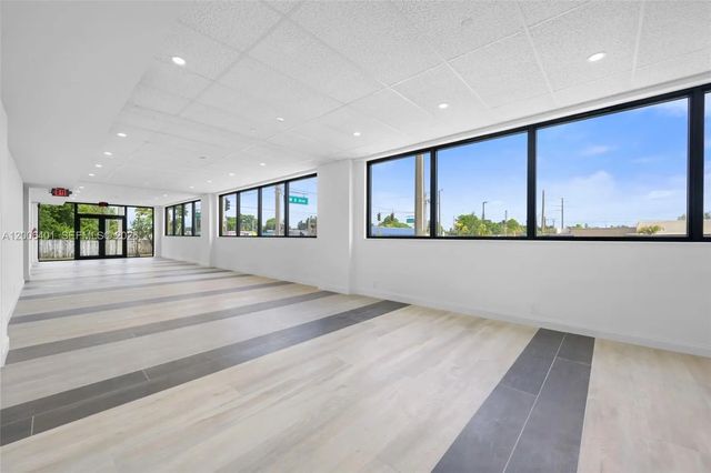 5 of 9 - 1020 Nw 2nd Avenue #101, Hallandale Beach, FL