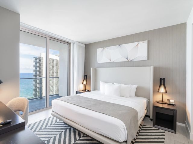 4 of 37 - 4010 S Ocean Drive #r2905, Hollywood, FL