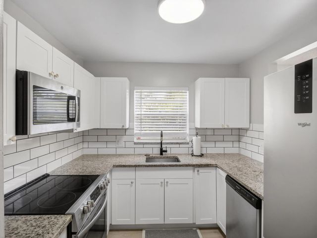 4 of 24 - 1225 Nw 21st Street #2407, Stuart, FL