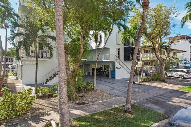 3 of 63 - 3862 Ne 171st Street #e, North Miami Beach, FL