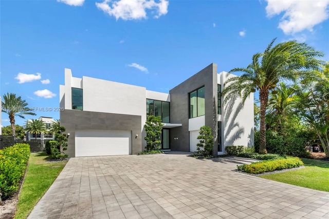 4 of 60 - 4232 E Tradewinds Avenue, Lauderdale-By-The-Sea, FL