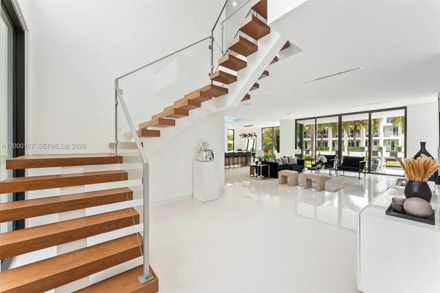 5 of 60 - 4232 E Tradewinds Avenue, Lauderdale-By-The-Sea, FL