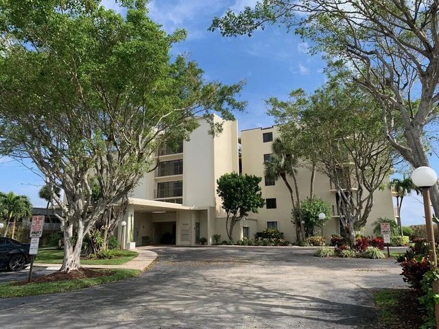 1202 S Lake Drive #502, Lantana