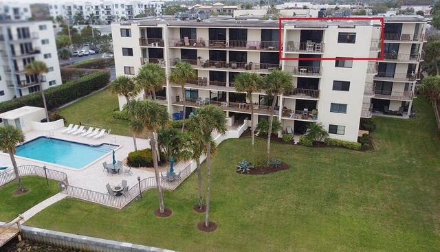 2 of 22 - 1202 S Lake Drive #502, Lantana, FL