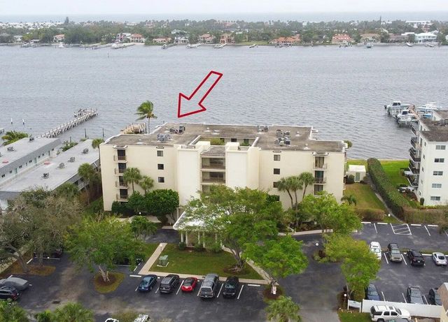 3 of 22 - 1202 S Lake Drive #502, Lantana, FL