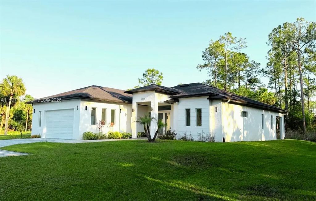 3762 32nd Avenue Se, Naples