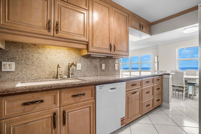 5 of 42 - 111 N Pompano Beach Boulevard #1609, Pompano Beach, FL