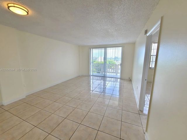 15600 Nw 7th Avenue #709, Miami