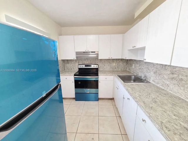 3 of 16 - 15600 Nw 7th Avenue #709, Miami, FL