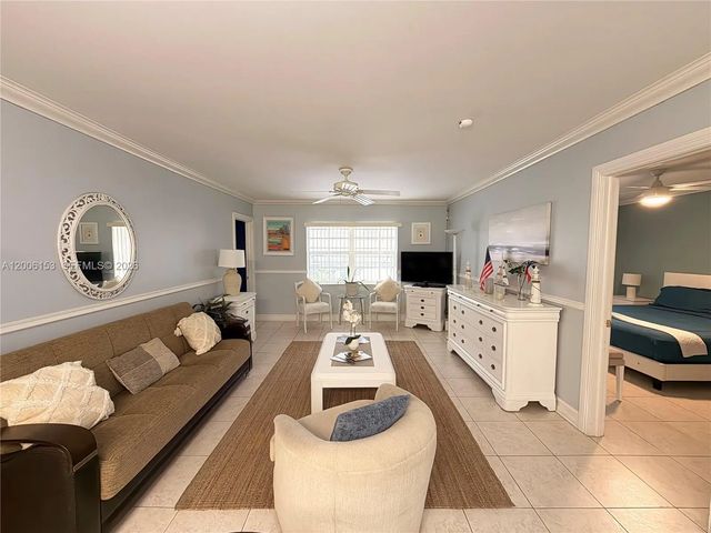 5 of 12 - 1520 Mckinley Street #210e, Hollywood, FL