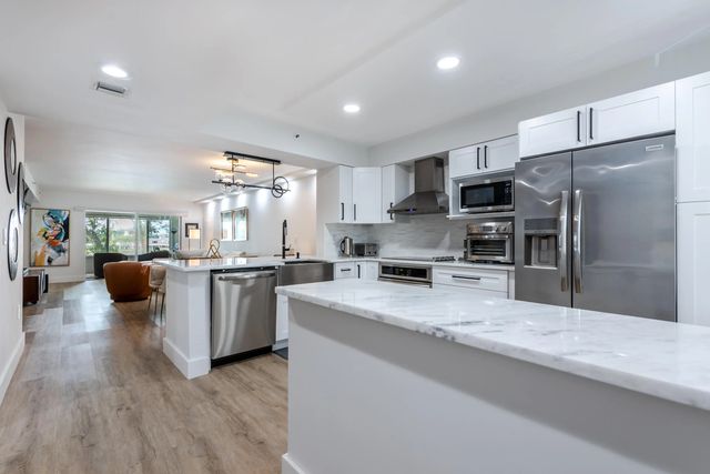 6096 Huntwick Terrace #303, Delray Beach