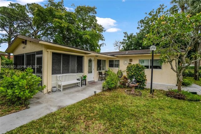 410 Sw Natura Avenue, Deerfield Beach
