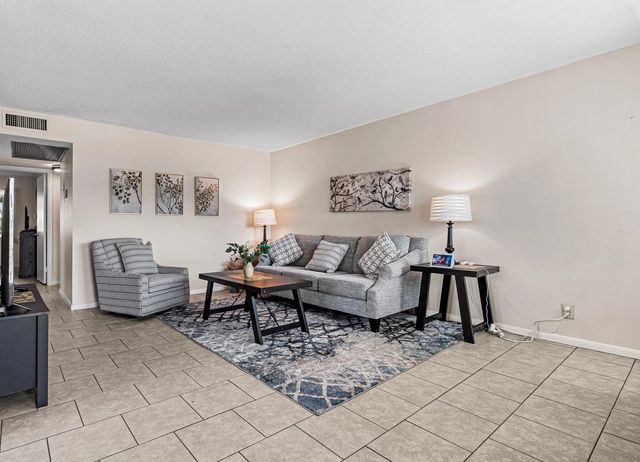 3 of 16 - 167 Cambridge G, West Palm Beach, FL