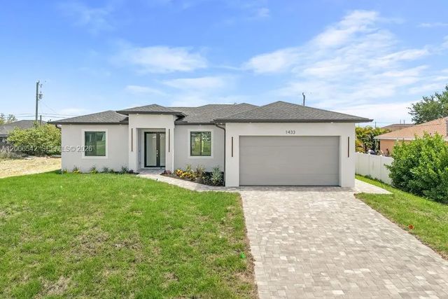 1433 Nw 7th Place, 