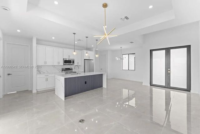 5 of 33 - 1433 Nw 7th Place, , FL