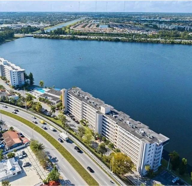 2 of 35 - 1175 Ne Miami Gardens Drive #703, Miami, FL