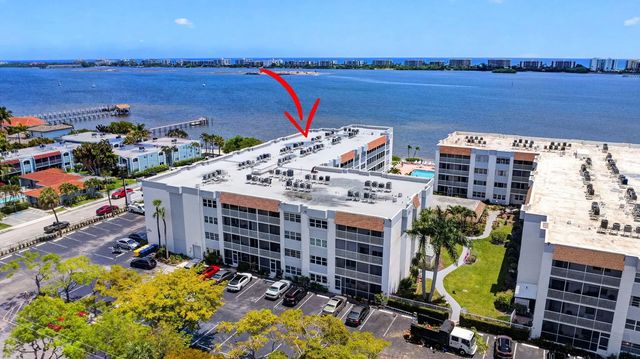1502 S Lakeside Drive #214, Lake Worth Beach