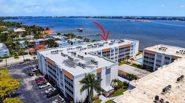 4 of 56 - 1502 S Lakeside Drive #214, Lake Worth Beach, FL