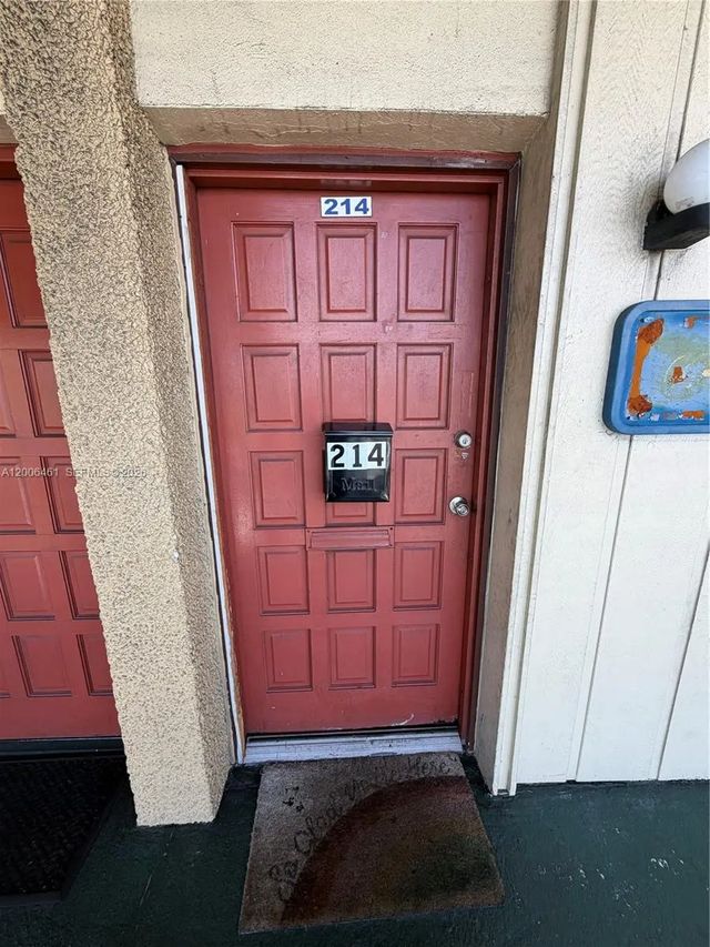 2331 N State Road 7 #214, Lauderhill