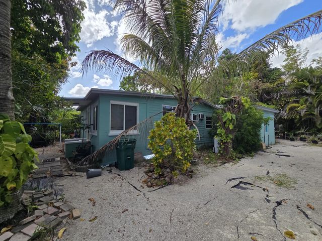 3 of 11 - 238 Sw 1st Street, Florida City, FL