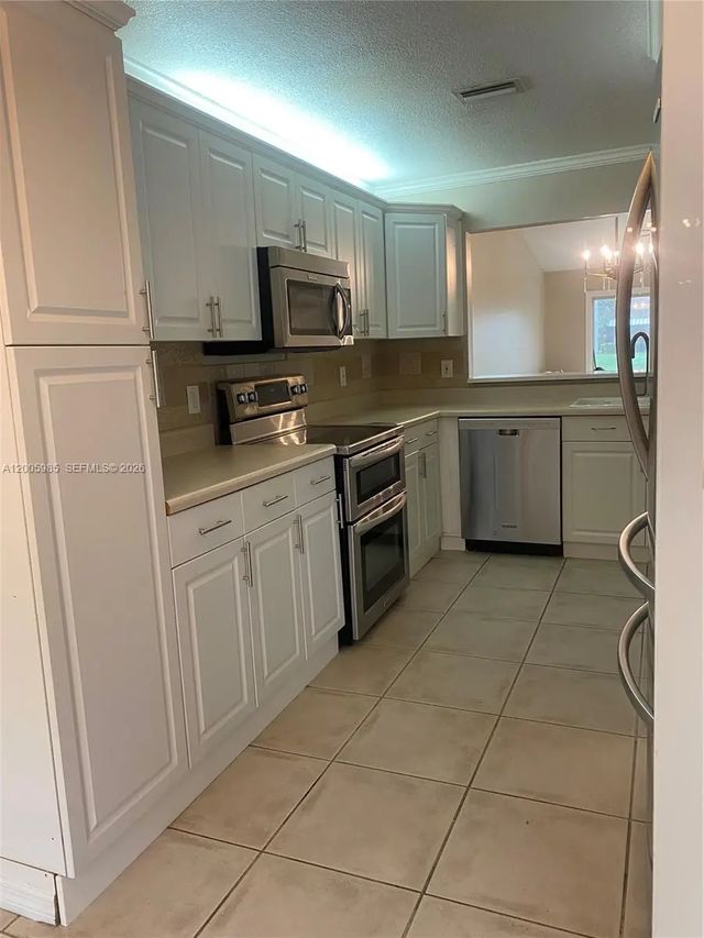 4 of 10 - 803 Sw 119th Way, Davie, FL