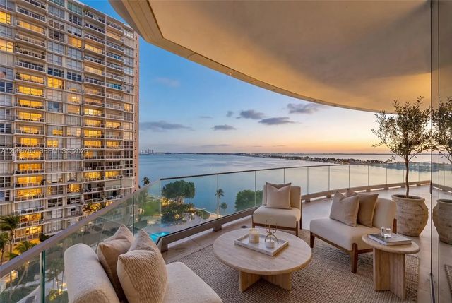 5 of 37 - 175 Se 25th Road #604, Miami, FL