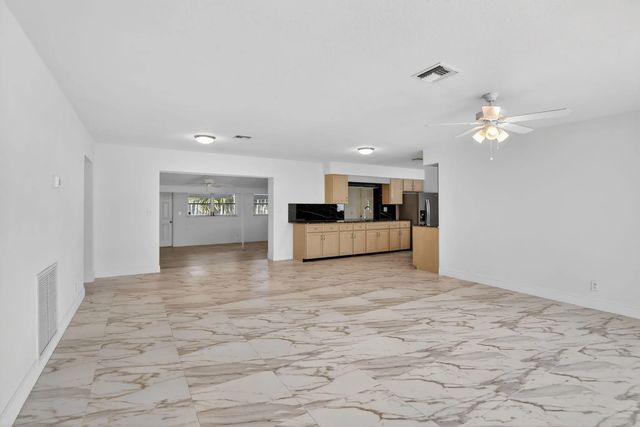 4 of 39 - 5731 Ne 17th Terrace, Fort Lauderdale, FL