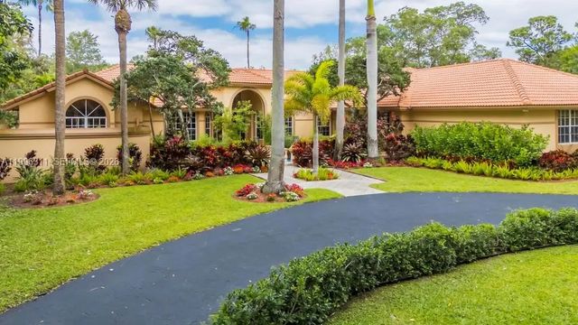 5328 E Leitner Drive, Coral Springs
